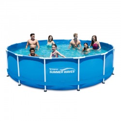 PISCINA C/DEPURADORA...